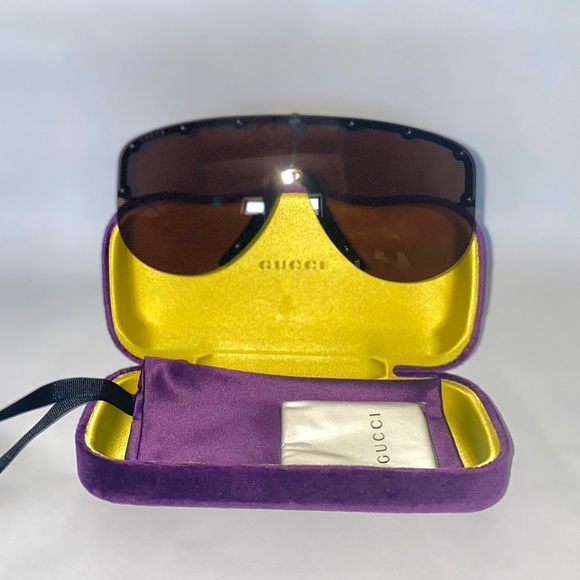 GUCCI SS19 Mask Shield Sunglasses Matte Black UNISEX - Picture 1 of 14
